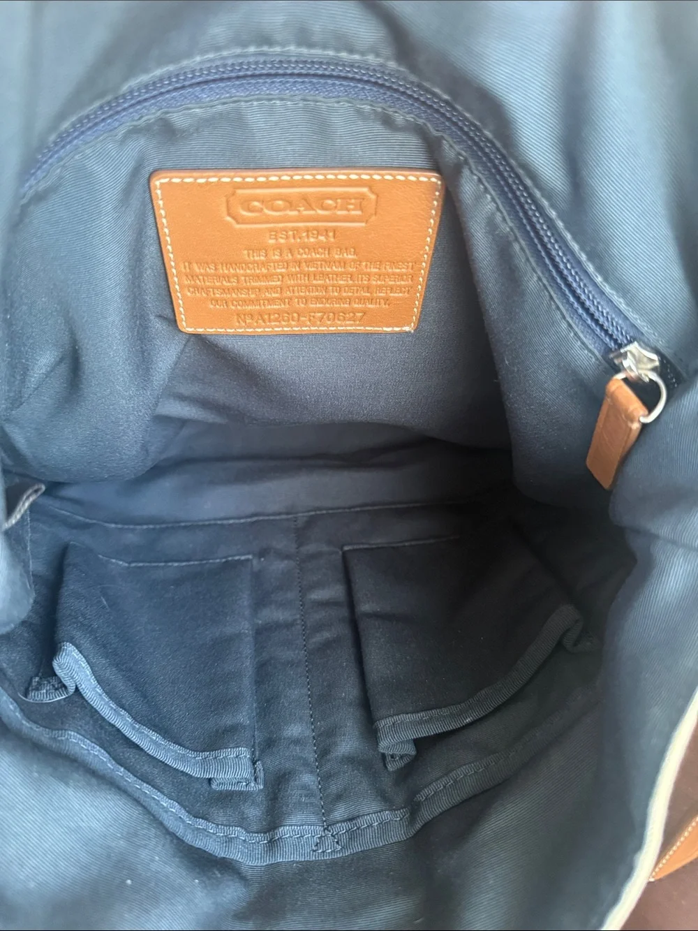 COACH F70627 CREAM AND NAVY CANVAS TAN LEATHER TRIM UNISEX MESSENGER BAG 🌟EUC🌟